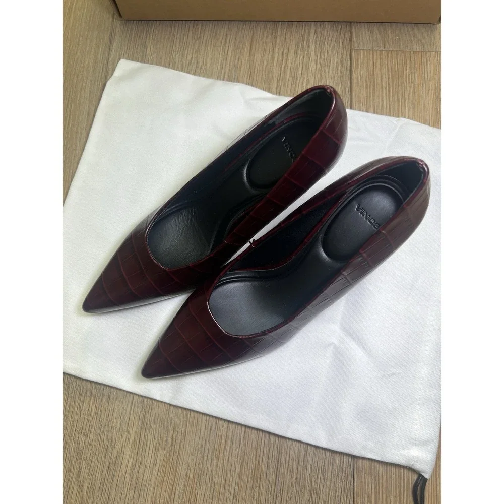 Vince‎ Womens Diane, Cherry Croco Print Leather Pointed Heel Pump Size 5 New!